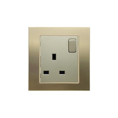 China Residential / General Purpose Gold Color Stainless Steel 1 Band 13A UK Standard Wall Socket for sale