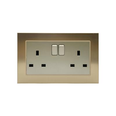 China Factory Direct Sales 13A 250V 2 Strip BS Wall Switch Residential / General Purpose Socket Outlet for sale