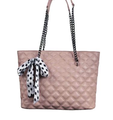 China Fashion PU Leather Large Shoulder Bag PU Quilted Bag Female Luxury Chain Handbags for sale