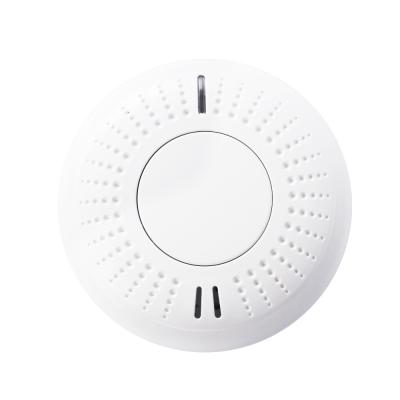 China TUV Approved Battery Operated Smoke Detector Stand Alone 10 Years Sensor for sale