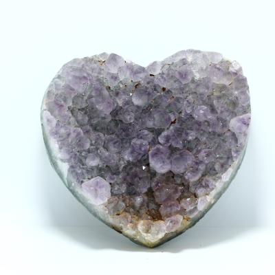 China Wholesale Custom Made Natural Amethyst Crystal Cluster Crystal Heart Carving from Europe for Birthday Gifts Wedding Home Decoration for sale