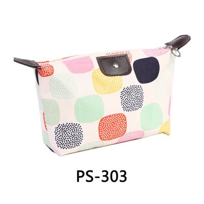 China Popular Waterproof Fashion Bag Pouch Travel Cheap Leather Cosmetic Bag for sale