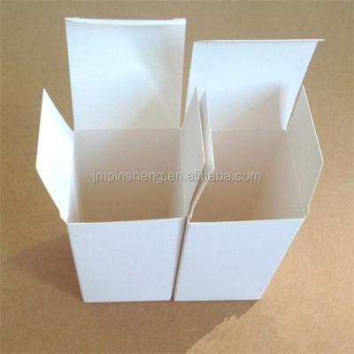 China Small White Biodegradable Gift Boxes Cardboard Paper Packaging Box for sale