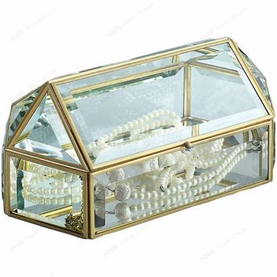 China Handmade Vintage Alloy Gold Grid 28 Separate Storage Box Jewelry Box for sale