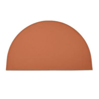 China Viable New Fashionable Statistical Style Silicone Plaid Place Mat Kitchen Semicircle Felt Nordic Simple Dining Table Mat for sale