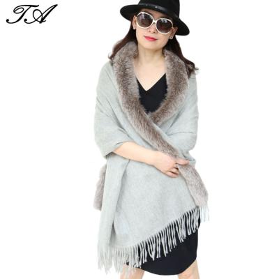 China Wool Ladies Classic High Quality Fox Fur Trimmed Big Tassel Woven Woolen Scarf Shawl for sale