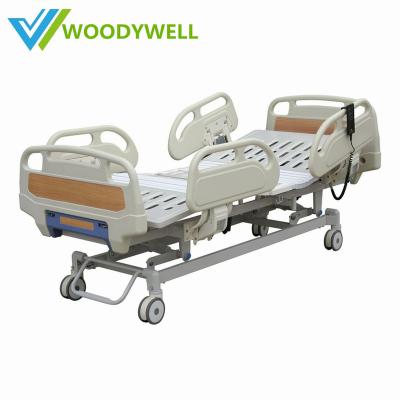 China Supplier electric medical multifunctional hospital bed/metal OEM side rail control hospital bed medical equipment for sale