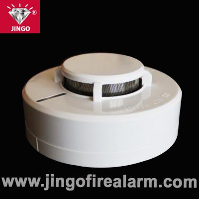 China Conventional fire alarm systems smoke detector sensor with self-check function for sale