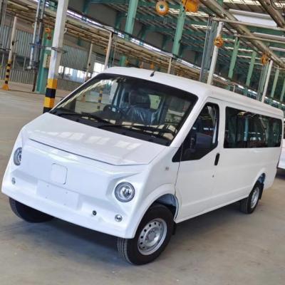 China 7-14 Seat Electric Mini Bus 5.4m Van Rage Up To 200Km  Suitable For Various Scenarios for sale