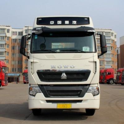 China Gebruikte vrachtwagen HOWO T7H 6×4 Tractor Een krachtbron voor efficiënt vervoer Te koop