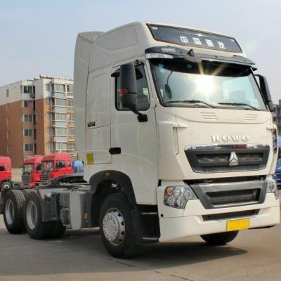 China Hoogwaardige motor Truck Gebruikte tractor HOWO T7H Geboren voor transport Te koop