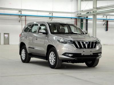 China linha de montagem de SUV do veículo utilitário diesel do esporte 4x4 auto com os jogos para baixo batidos à venda