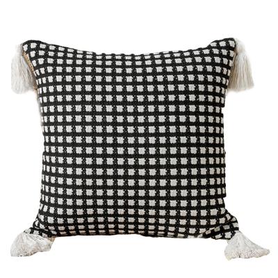 China Cooling fashionable classic black and white plaid tassel cotton and linen decorative pillow, suitable for sofa, bedroom for sale