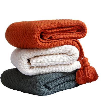 China PORTABLE Popular Knitted Custom Soft Blanket Throw Blanket Knit Pom Pom Blanket For Sofa for sale