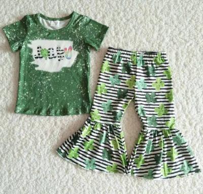 China RTS Baby Boutique Casual Clothing Sets Short Sleeve Tee Top Bell Bottom Pants St Patrick's Day Design Kids 2pcs Sets for sale