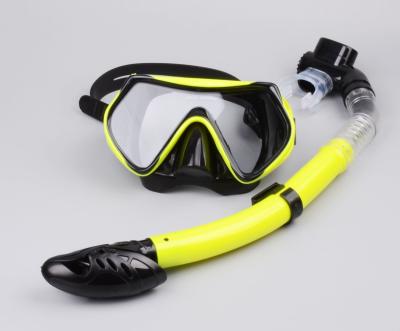 China Diving equipment silicone diving mask set of underwater ventilation pipeDiving mask + snorkel for sale