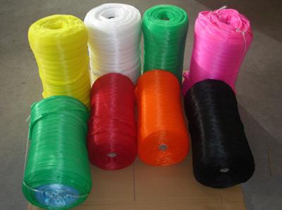 China Plastic Mesh Bag Roll / Plastic Net Packaging for cylinder protection for sale