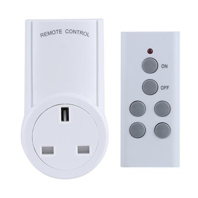 China Residential / General Purpose UK Plug Wall Switch Socket With 433mhz Remote Control for sale