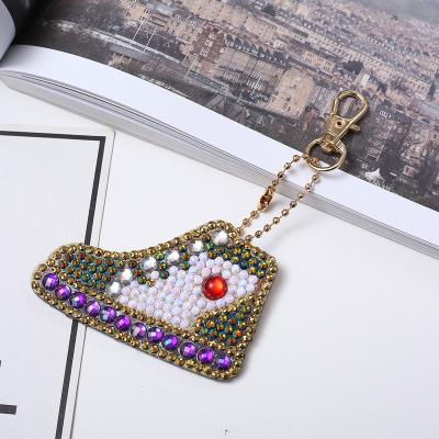 China Modern Custom 5d Kids Diy Christmas Decoration Props Crafts Rhinestone Crystal Handmade Diamond Painting Keychain for sale