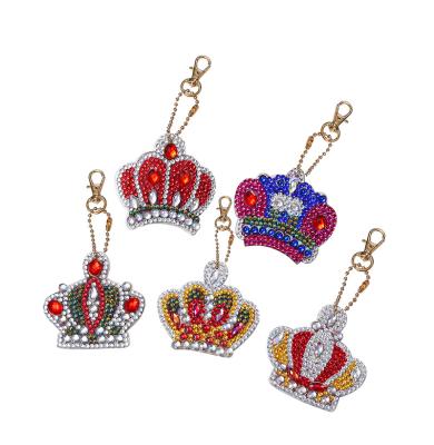 China Crown Beautiful Crown Custom Logo Other Chains Rings Royal Princess Prince Promotion Gift Diamond Handmade Painting Key Chain for sale