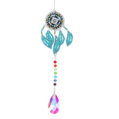 China Wholesale New Style Customized Eco-friendly DIY 5D Handmade Round Full Diamond Round Wind Chime With Colorful Feather for sale