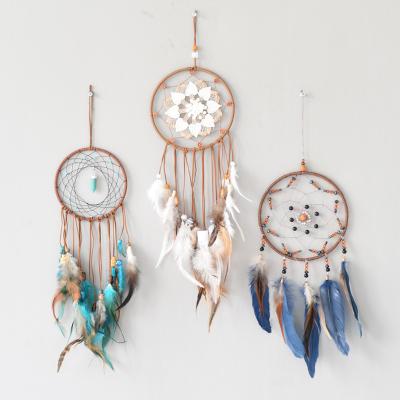 China Dream Catcher Europe Handmade Handmade Wall Hanging Brown Feather Decorative Dream Catcher for sale