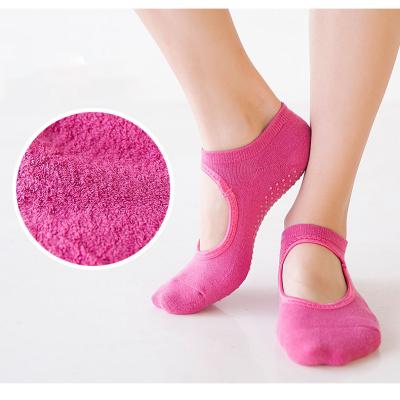 China New Design Breathable Towel Amazon Bottom Non-slip Yoga Booties Sweat-wicking Breathable Sport Grip Booties Cotton Dance Gym Sports Socks for sale