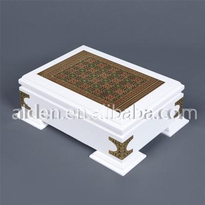 China Perfume Set Arabia Style Lacquer Four Corners Wooden Box With Metal Acquer Jewelry Box for sale