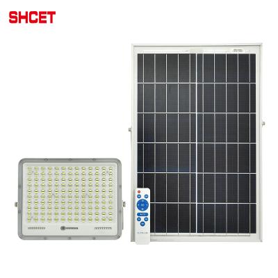 China CET-107 Outdoor/Indoor Ready to Board Solar Waterproof Flood Light 100w IP65 Waterproof Solar Garden Light for sale