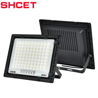 China Brand New Warehouse CET-105B Solar Power Led Flood Light 300w 200w 100w Solar Flood Lights for sale