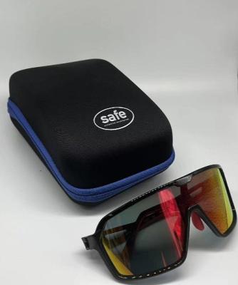 China Grandes deportes Duro portátil Extractor de gotas de plástico Colores deslumbrantes Gafas de nieve Estuche de gafas de sol Gafas de sol en venta