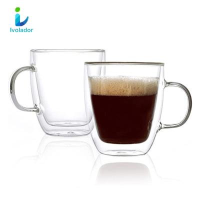 China Disposable coffee cup tea water cup mug with pyrex materails double wall glass protection for sale