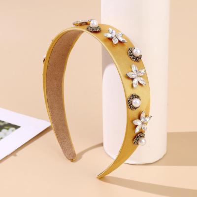 China Fashion Crystal Bling Sparkly Gem Pearl Flower Shape Hair Accessories Rhinestone Headbands for sale