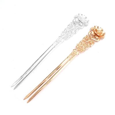 China Hanfu Chinese antique Hanfu bronze color-preservation hairpin, flower three-dimensional flower for sale