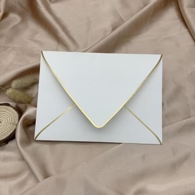 China Europe Top Quality White Color Paper Envelope With Gold Stamping for sale