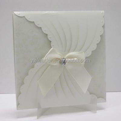 China Custom Printing Ivory White Wedding Invitation Card Of Europe With Acrylic for sale