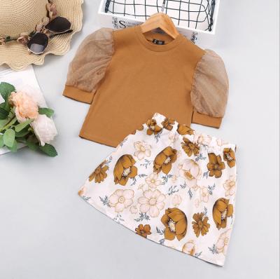 China Vintage Kids Elegant Baby's Clothing Sets Mesh Puff Sleeve Round Neck Top+Flowers Print Skirt Two Piece Girl Suit For Party for sale