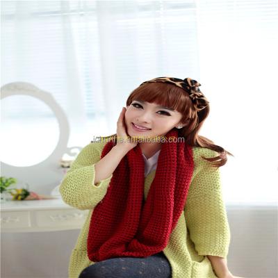 China Fashion New Middle Chain Lady Women's Knitting Scarf Factory for sale