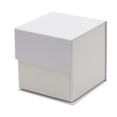 China Recycled Materials Wholesale Luxury White Rigid Art Paper Small Gift Box With Customized Logo for sale