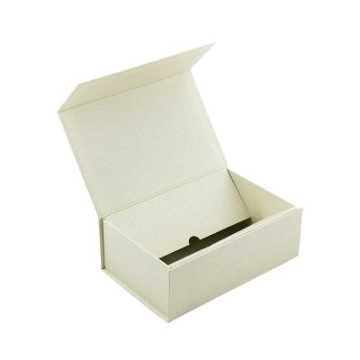 China New Recyclable Popular Custom Made Magnetic Gift Box With Lid For Jewelry Storage for sale