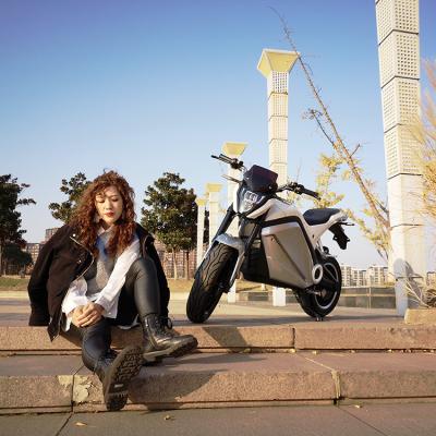 China CKD New Style High Speed ​​High Power 120km/h DIY Modified Electric Racing Cruiser China Motorcycle Accessories 14inch/16inch/17inch for sale