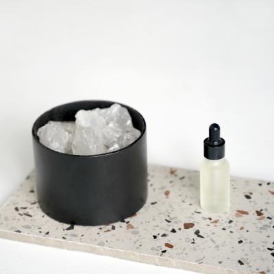 China Aroma Crystal Diffuser Fragrance Black Decorative Home Viable OEM Customized Office Air Pcs Hotel Solid Color Feature Metal Handmade for sale