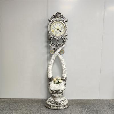 China Antique Style Large Floor Standing Antique Clock For Luxury Decoration for sale