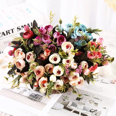 China Durable Cheap Silk Rose Bouquet 5 Forks Flower Bouquet Home Decoration Small Flower for sale