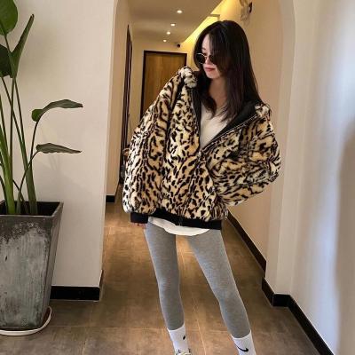 China 2020 New Winter Long Sleeve Faux Fox Fox Fur Coat Jacket Women With Hood Fashion Short Style Fake Fur Coat For Lady for sale