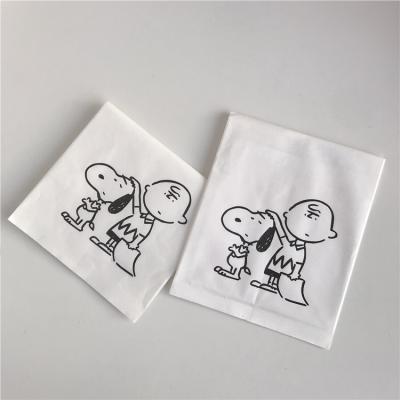 China Materials Color Paper Bag Foods Stationery Bag Eco-Friend Recycled Cute White Packaging Paper Folding Bag for sale