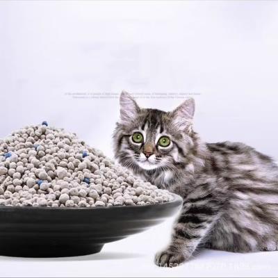 China Cats Factory Hot China manufacturer Eco-friendly Bentonite Litter Strong Deodorant Bentonite Cat Litter for sale