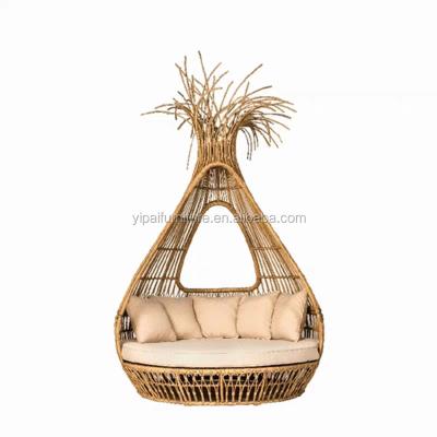 China Contemporary outdoor rattan art living room furniture rattan design patio garden lying outdoor daybed for sale