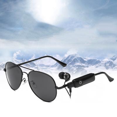 China BLUETOOTH SUNGLASSES Smart Tooth Helmet Sunglasses Men Blue New Shape Glasses Polarized Audio Smart Glasses for sale