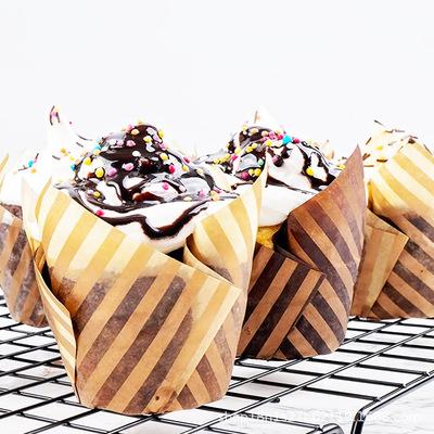 China Sustainably Baked Greaseproof Cupcake Paper Cups for sale